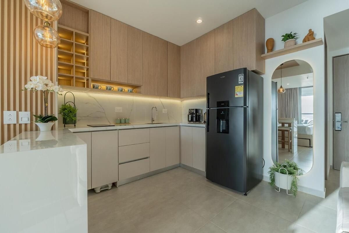 Elegant Sea View Loft Warm Design Airport 5 Min Apartamento