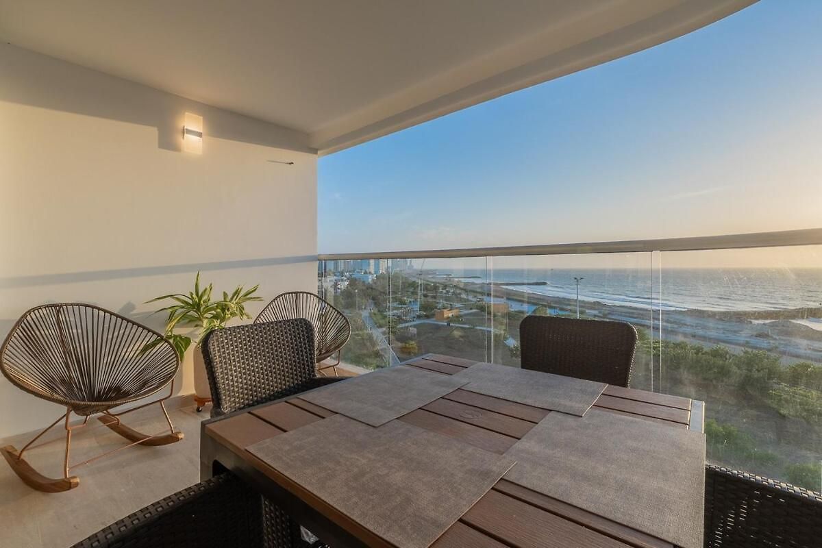 Elegant Sea View Loft Warm Design Airport 5 Min Cartagena