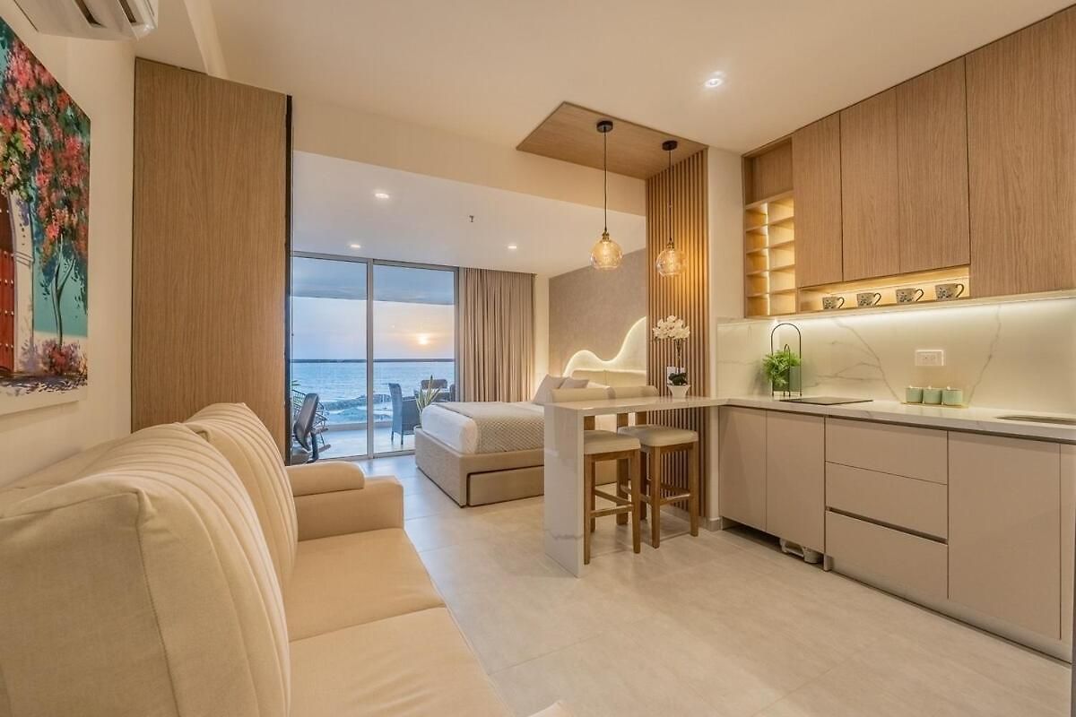 Elegant Sea View Loft Warm Design Airport 5 Min Apartamento