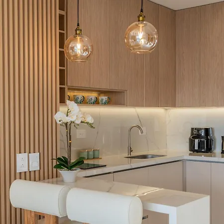 Apartamento Elegant Sea View Loft Warm Design Airport 5 Min