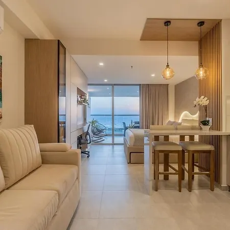 Elegant Sea View Loft Warm Design Airport 5 Min