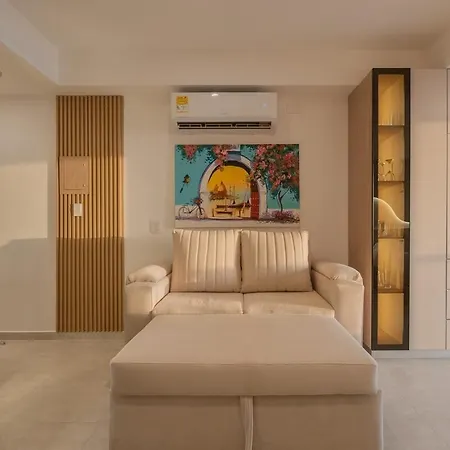 Apartamento Elegant Sea View Loft Warm Design Airport 5 Min