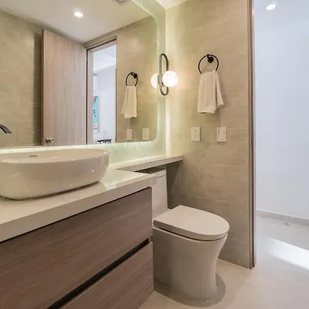 Elegant Sea View Loft Warm Design Airport 5 Min Apartamento